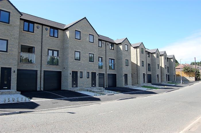 Photo of Lillands Lane, Brighouse, West Yorkshire, HD6