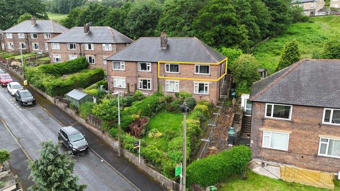 Netherley Drive, HD7